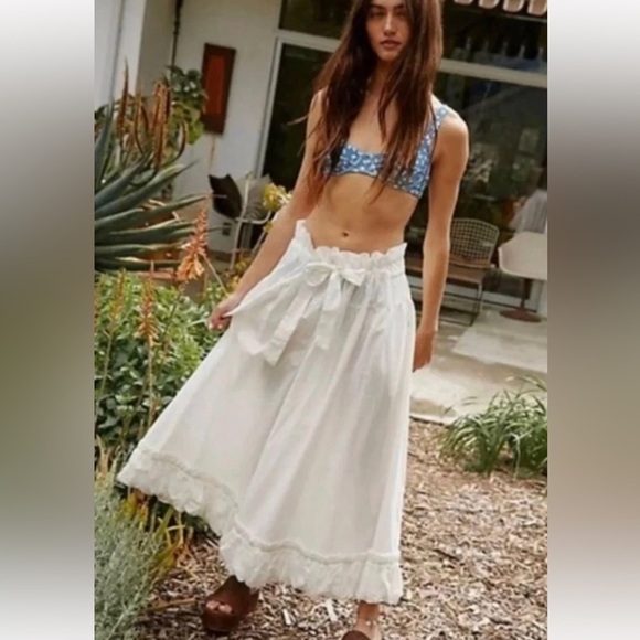 NWT Free People Favorite Part Ruffle Cotton Tie-Waist Midi-Skirt in White Sz XS - Picture 1 of 15